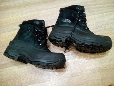 Лот: 6916101. Фото: 1. Ботинки походные The North Face. Ботинки, полуботинки