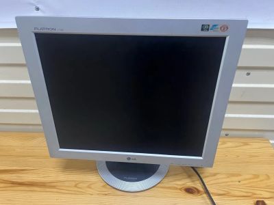 Лот: 20349301. Фото: 1. Монитор LG Flatron L1730B (Читай... ЖК-мониторы