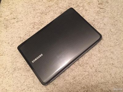 Лот: 9479543. Фото: 1. Ноутбук Samsung NP-R525-JS02RU. Ноутбуки