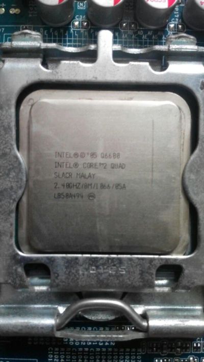 Лот: 11728611. Фото: 1. 4-х ядерный процессор Intel Core... Процессоры