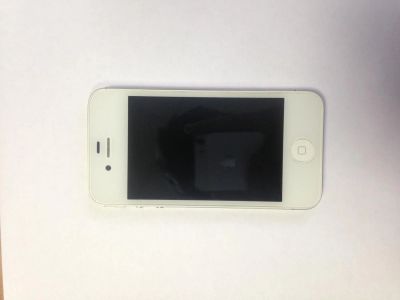 Лот: 7238627. Фото: 1. Продам IPhone 4S Белый. Смартфоны