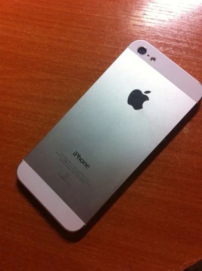 Лот: 4876546. Фото: 1. Iphone 5. Смартфоны