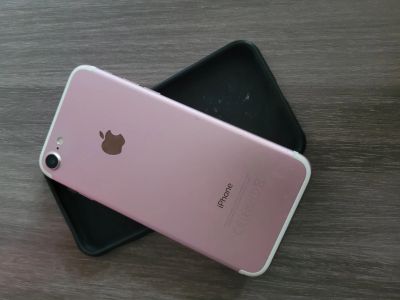 Лот: 22391858. Фото: 1. Iphone 7. Смартфоны