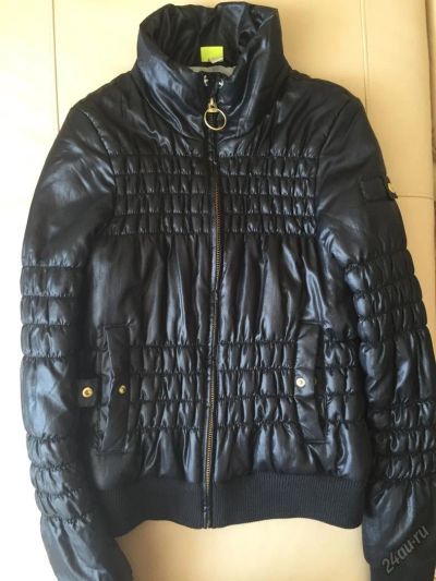 Лот: 5840026. Фото: 1. Продам пуховик 42 раз Adidas. Верхняя одежда