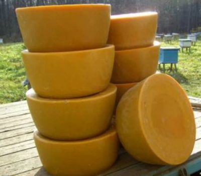 Лот: 10532701. Фото: 1. Воск пчелиный. Мёд, продукты пчеловодства