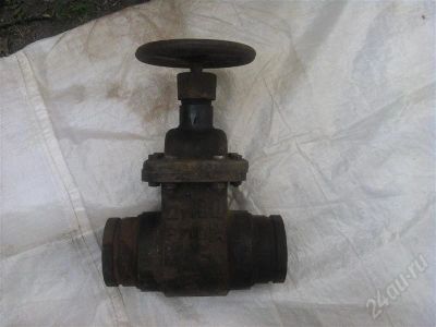 Лот: 383787. Фото: 1. задвижка чугунная ДУ100 РУ10. Смесители