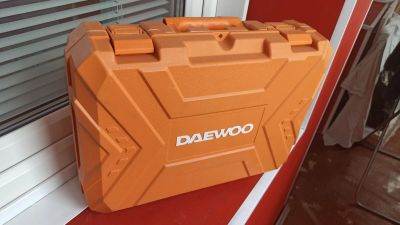 Лот: 25633223. Фото: 1. Перфоратор Daewoo DAH 1050. Электроинструмент