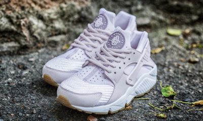 Лот: 8074650. Фото: 1. Nike кроссовки Air Huarache Nike... Кеды, кроссовки, слипоны