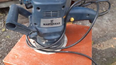 Лот: 23524932. Фото: 1. машинка шлифовальная.вибро. Электроинструмент