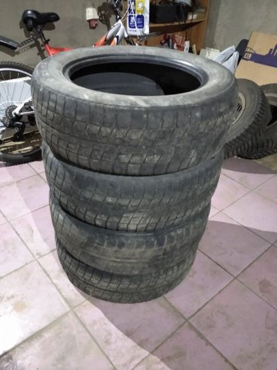 Лот: 15996522. Фото: 1. Шины Bridgestone Blizzak Revo... Шины