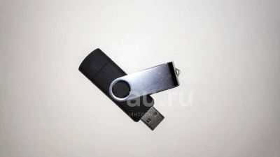 Лот: 21216374. Фото: 1. Флешка 64 гб , прочитайте описание. USB-флеш карты