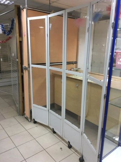 Лот: 10960741. Фото: 1. Дверь из алюминиевого профиля. Торговое