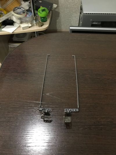 Лот: 12236135. Фото: 1. Шарниры с направляющими от ноутбука... Стойки, направляющие