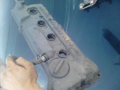 Лот: 3982958. Фото: 1. крышка клапанная nissan QG15DE. Двигатель и элементы двигателя