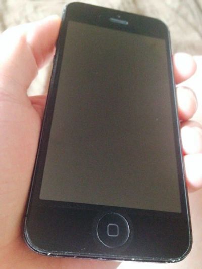 Лот: 4139556. Фото: 1. Продам IPhone 5 Black 16gb с рубля. Смартфоны