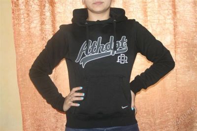 Лот: 2920371. Фото: 1. толстовка Nike. обмен не рассматриваю. Другое (спортивная одежда)