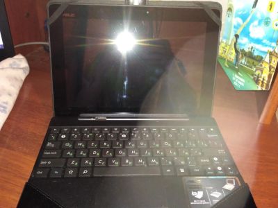 Лот: 11995228. Фото: 1. Asus Transformer Pad Tf300TG 16GB... Планшеты