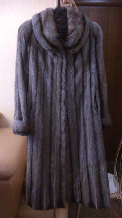 Лот: 3557033. Фото: 1. Шуба из натурального меха. Верхняя одежда