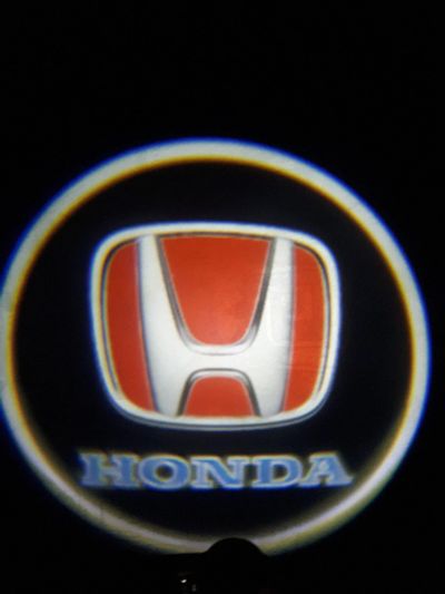 Лот: 12117120. Фото: 1. Лазерная проекция логотипов HONDA... Детали тюнинга