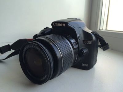 Лот: 6372119. Фото: 1. Canon 500D + Canon 18-55mm kit. Цифровые зеркальные
