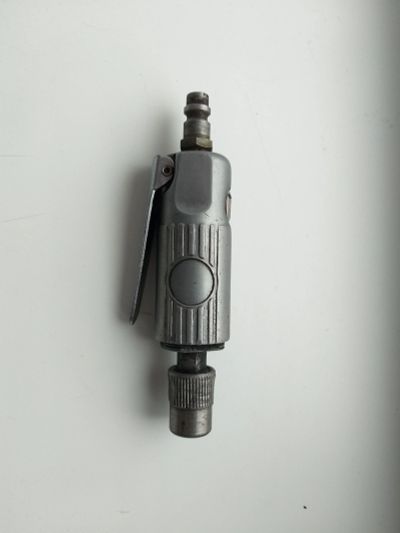 Лот: 15595071. Фото: 1. Пневматическая зачистная машинка... Пневмоинструмент