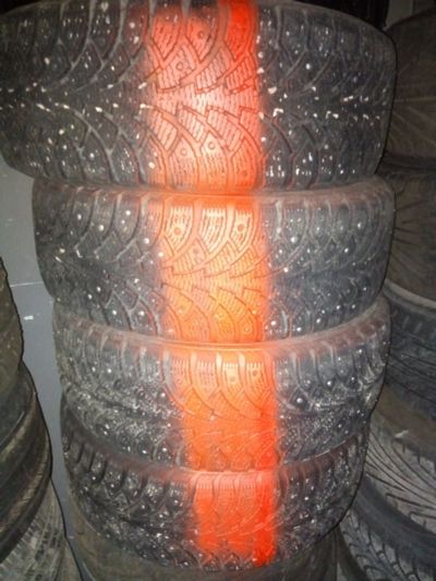 Лот: 16464639. Фото: 1. ЗИМА комплект шин 4шт R16 Nokian... Шины