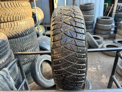 Лот: 25732007. Фото: 1. (1шт.) 185-65-15 Goodyear UltraGrip... Шины
