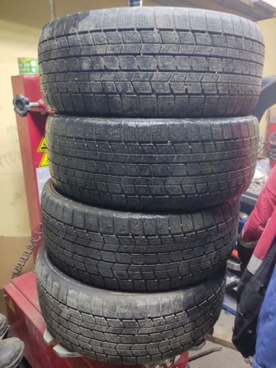 Лот: 21040060. Фото: 1. Dunlop graspic ds3 205/55R16. Шины