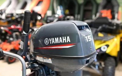 Лот: 25362671. Фото: 1. 2х-тактный лодочный мотор YAMAHA... Лодочные моторы