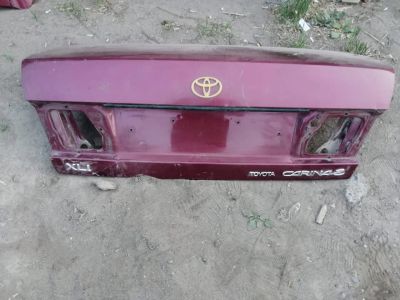 Лот: 19108770. Фото: 1. Крышка багажника Toyota Corona. Кузов