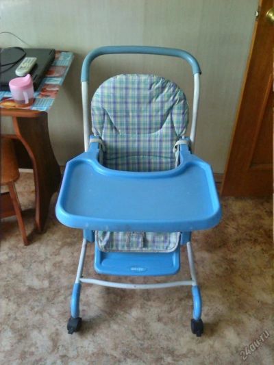 Лот: 5540629. Фото: 1. стульчик для кормления. Стульчики для кормления