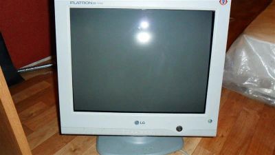 Лот: 518442. Фото: 1. Продам монитор 19 дюймов LG Flatron. ЭЛТ-мониторы