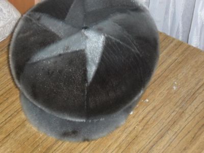 Лот: 9390689. Фото: 1. Зимняя женская шапка из меха нерпы. Головные уборы