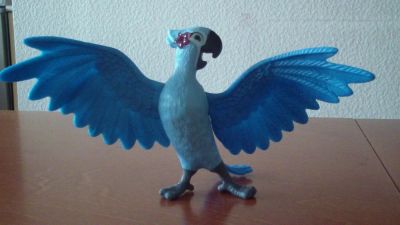 Лот: 4237072. Фото: 1. Птичка из мультфильма "Рио". Игрушки
