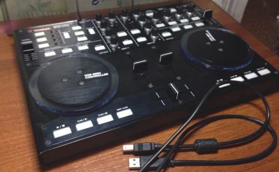 Лот: 6157062. Фото: 1. Vestax VCI-100 Black Limited Edition... DJ-оборудование