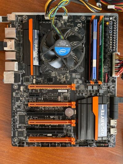 Лот: 16270948. Фото: 1. Топовая плата под LGA 1150: Gigabyte... Материнские платы