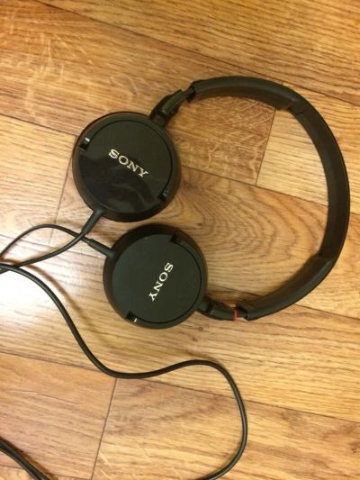 Лот: 4620962. Фото: 1. Наушники Sony MDR-ZX100. Наушники, гарнитуры