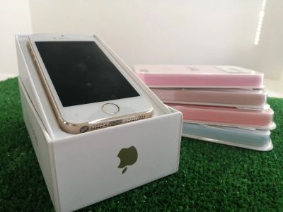 Лот: 15138350. Фото: 1. Оригинальный iPhone 5s 64gb. Смартфоны