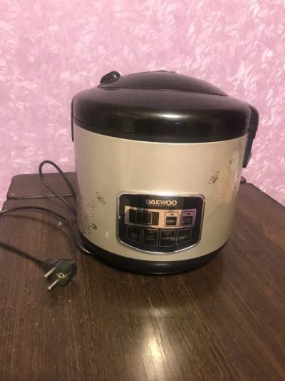 Лот: 14360265. Фото: 1. Мультиварка Daewoo Electronics... Кухонная