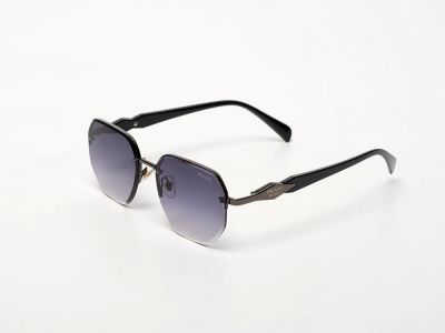 Лот: 24974701. Фото: 1. Очки Prada. Очки солнцезащитные
