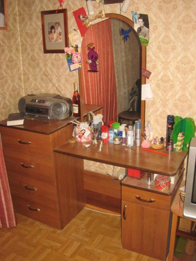 Лот: 4648471. Фото: 1. комод-туалетный столик. Комоды