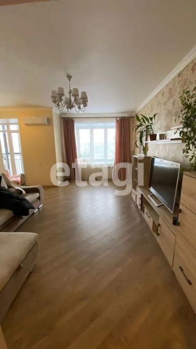 Лот: 25293337. Фото: 1. 3-комн. квартира , Красноярск... Квартиры, студии