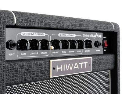 Лот: 11092727. Фото: 1. Комбо-усилитель Hiwatt Maxwatt... Гитарные эффекты и комбоусилители
