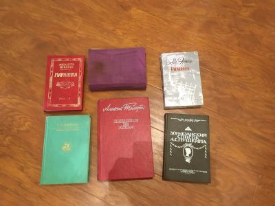 Лот: 25741775. Фото: 1. Книги. Толстой, Фадеев, Бенцони... Художественная