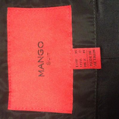 Лот: 4825116. Фото: 1. Новый пуховик Mango. Верхняя одежда