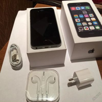 Лот: 6786775. Фото: 1. iPhone 5s 64gb Space Gray. Смартфоны