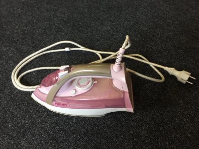 Лот: 6078033. Фото: 1. Утюг Philips GC 3340 - рабочий... Утюги, парогенераторы, отпариватели