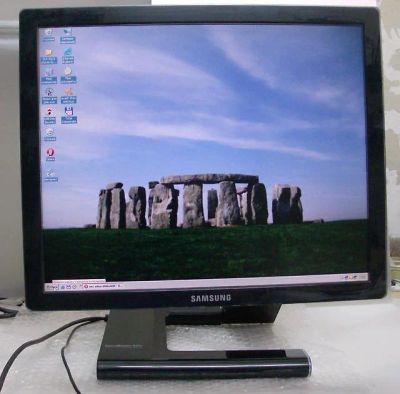 Лот: 6807815. Фото: 1. Монитор Samsung SyncMaster 971P. ЖК-мониторы
