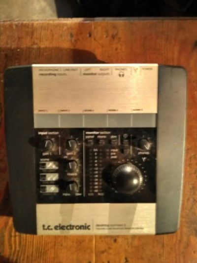Лот: 9918512. Фото: 1. t.c. electronic desktop konnekt... Микшеры, предусилители, микрофонные эффекты