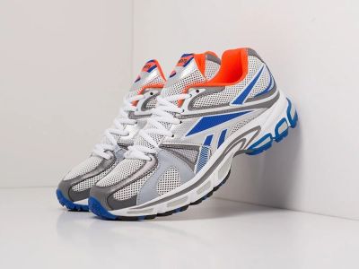 Лот: 17356287. Фото: 1. Кроссовки Vetements x Reebok Spike... Кеды, кроссовки, слипоны